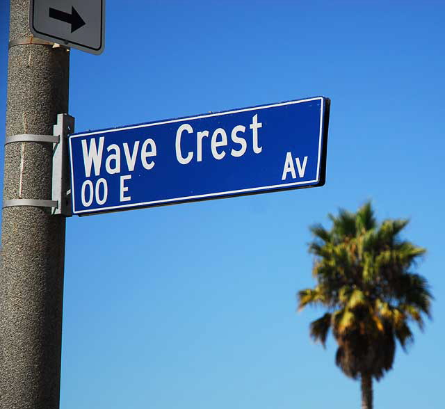 Wave Crest Avenue and Oceanfront Walk, Venice Beach