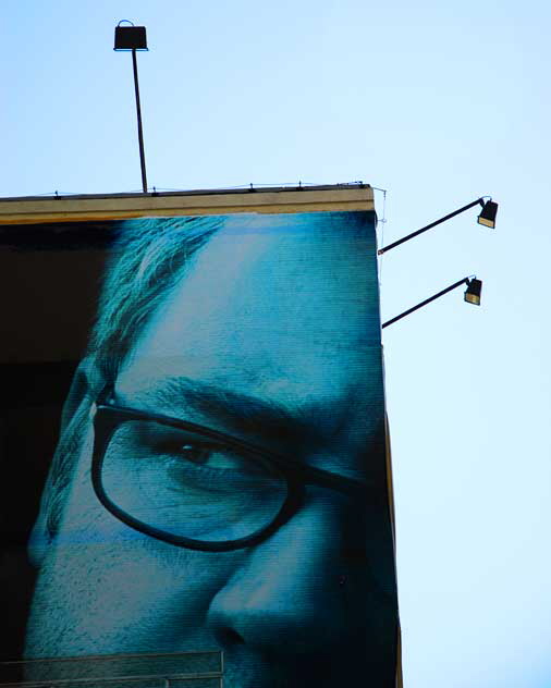 Russell Crowe graphic, Hollywood Boulevard