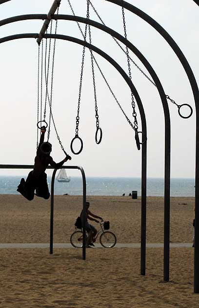 Man on Rings - Santa Monica - the beach south of the pier