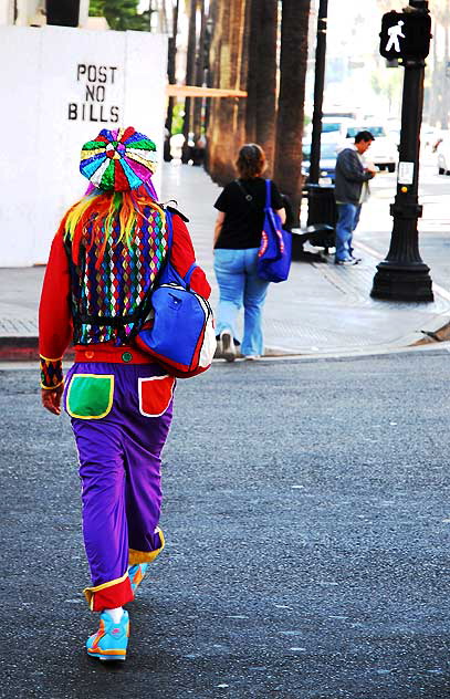 Clown, Hollywood Boulevard at Sycamore