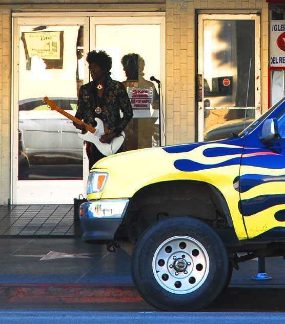 Guitarist at the old Ritz Theater on Hollywood Boulevard