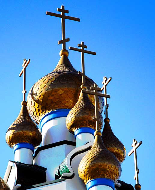 Holy Transfiguration Russian Orthodox Church. 5436 Fernwood Avenue, East Hollywood 