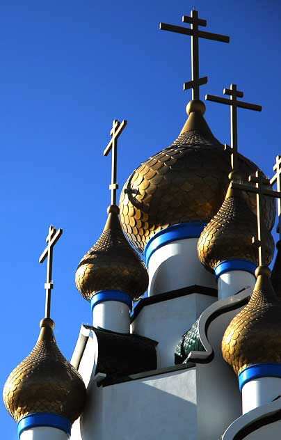 Holy Transfiguration Russian Orthodox Church. 5436 Fernwood Avenue, East Hollywood 