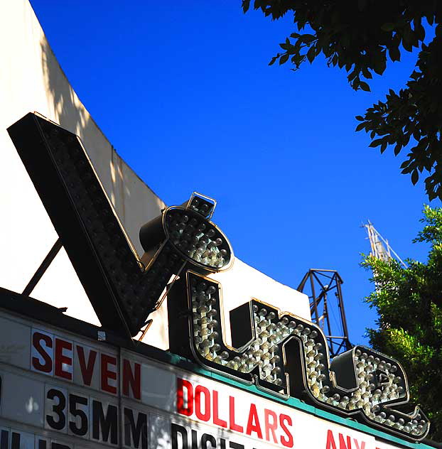 The Vine Theater, Hollywood Boulevard