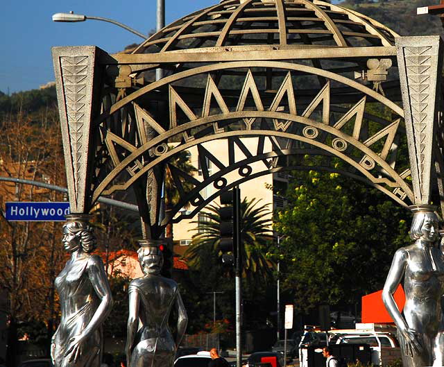 Hollywood Gateway, La Brea Boulevard in Hollywood 