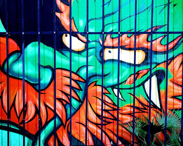 Caged Dragon, alley behind Melrose Avenue
