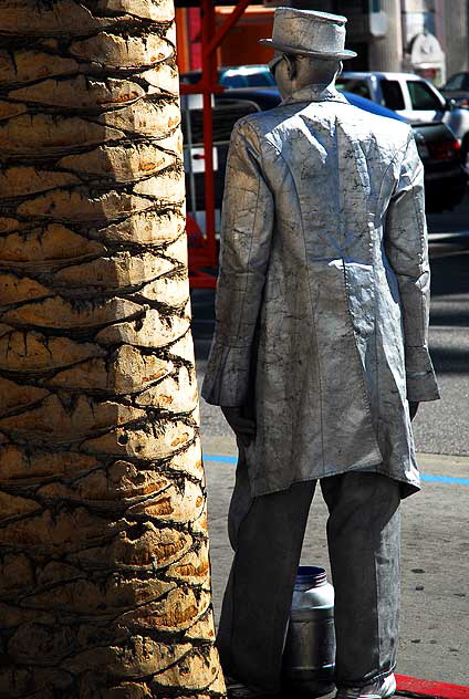 Silver Man, Hollywood Boulevard