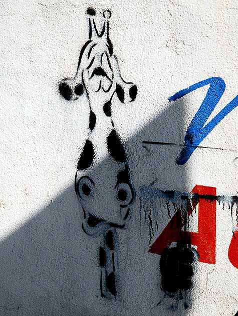 Giraffe stencil, Spaulding at Melrose Avenue