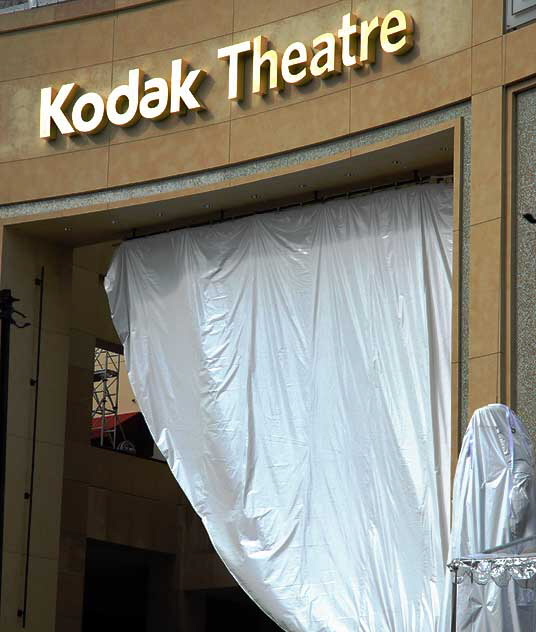 Oscar preparations on Hollywood Boulevard, Tuesday, February 17, 2009