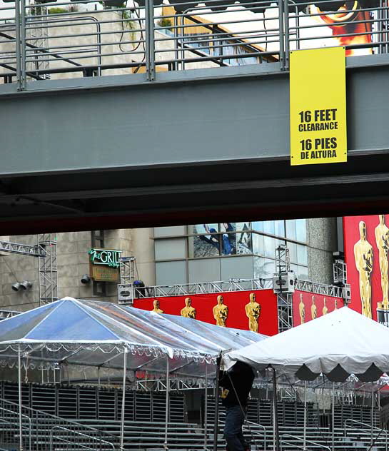 Oscar preparations on Hollywood Boulevard, Tuesday, February 17, 2009