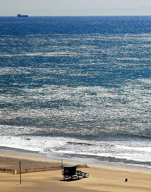 The beach at Santa Monica, noon, Monday, March 23, 2009