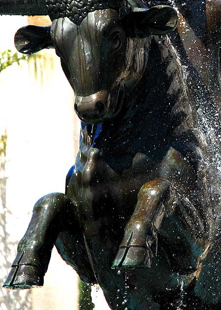 Fountain at the northeast corner of Sunset and Vine, the center of Hollywood