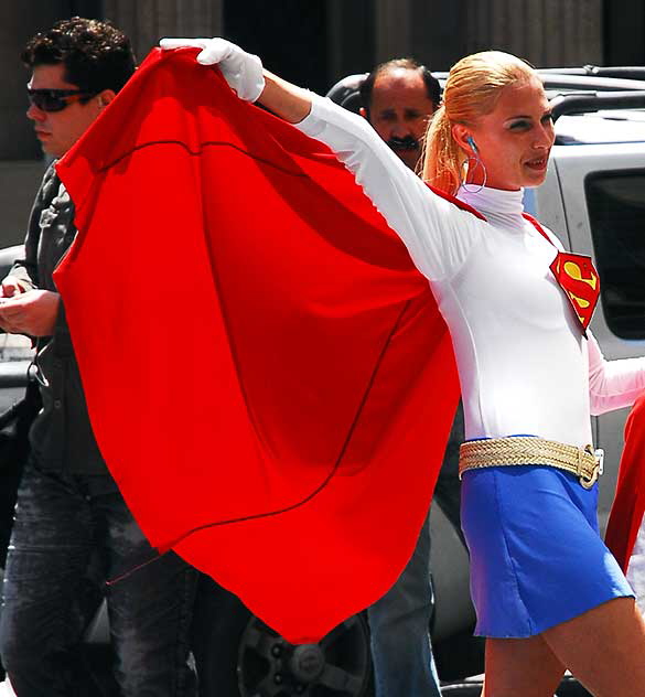 Super Girl impersonator - Hollywood Boulevard - in front of the Kodak Theater