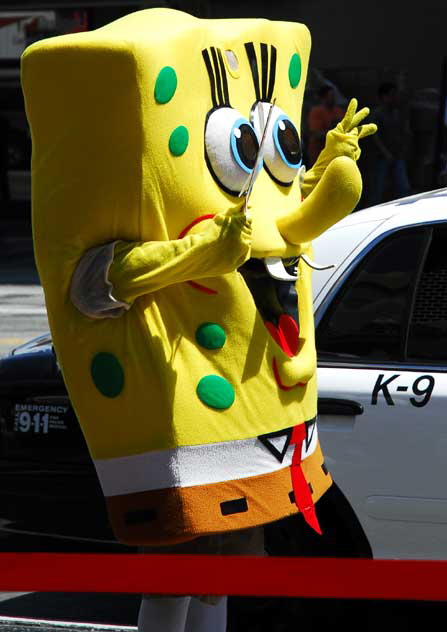 SpongeBob SquarePants impersonator, Hollywood Boulevard