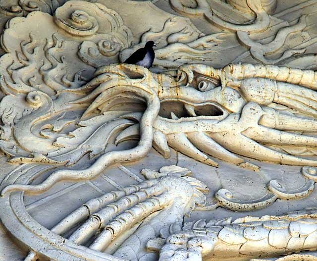 Chinese Theater, Hollywood Boulevard - Dragon with Pigeon