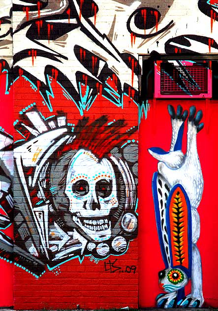 At the corner of Melrose Avenue and Wilton Place, a mural, an homage to Frida Kahlo At the corner of Melrose Avenue and Wilton Place, a mural, an homage to Frida Kahlo