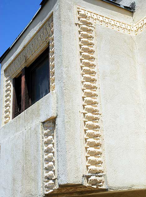 Residence A - now the Arts and Crafts Building - the guest house to the far more impressive Frank Lloyd Wright 1921 Hollyhock House at Barnsdall Park, Hollywood Boulevard at Vermont