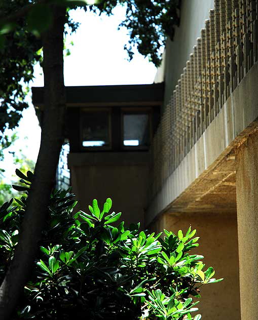 The Frank Lloyd Wright 1921 Hollyhock House - Barnsdall Park, Hollywood Boulevard at Vermont
