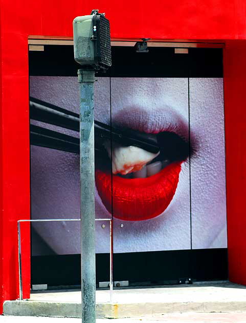 Walk, Don't Walk sign at the Geisha House, Hollywood Boulevard at Cherokee