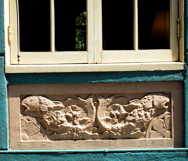 Georgian Hotel on Ocean Avenue, Santa Monica - detail 