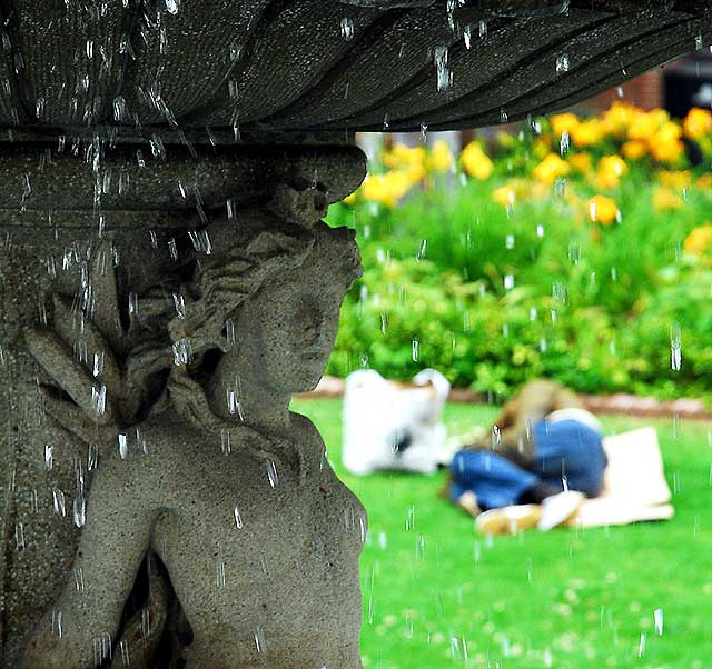 Fountain on the northwest corner of Santa Monica Boulevard and Doheny