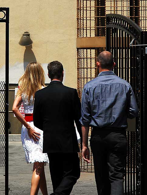 Cameron Diaz arrives at the Egyptian Theatre, Hollywood Boulevard - Monday, June 22, 2009