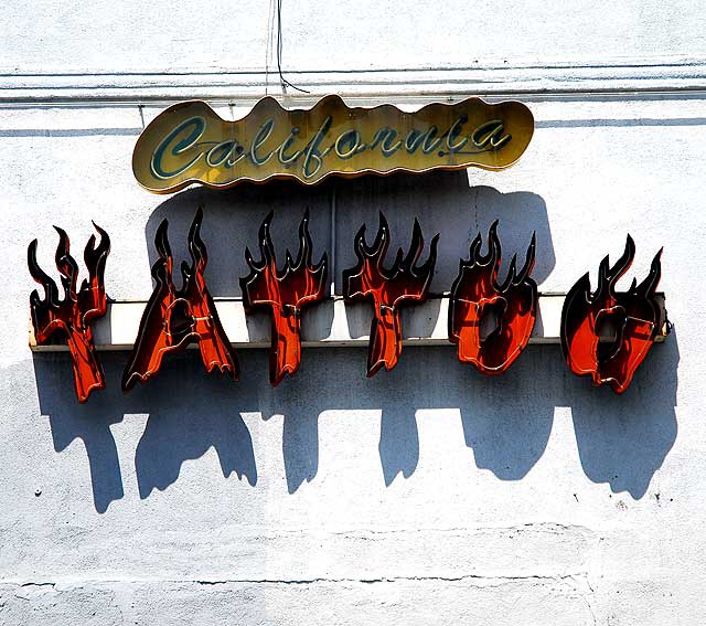 California Tattoo, Hollywood Boulevard at La Palma