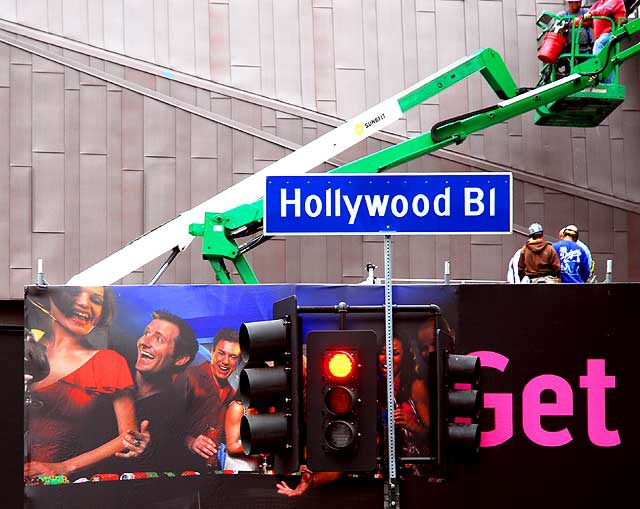 Red Light, Sycamore and Hollywood Boulevard