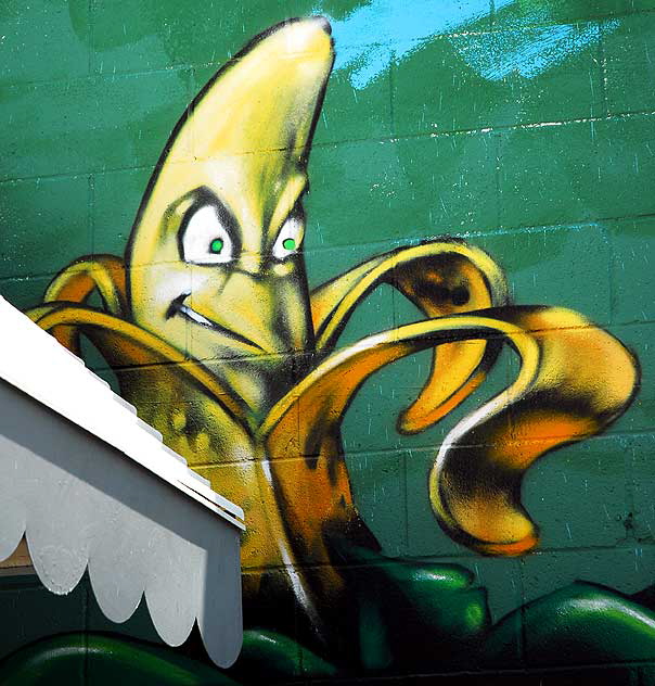 Graffiti banana, Melrose Avenue alley