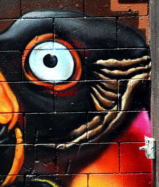 Melrose Avenue alley graffiti - bird