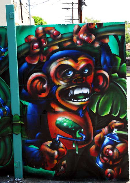 Melrose Avenue alley graffiti - monkey graffiti artist