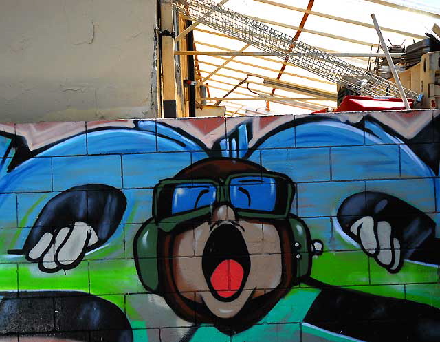 Melrose Avenue alley graffiti - monkey pilot