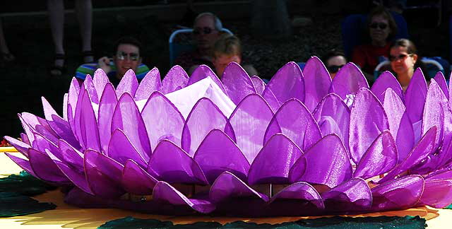 The 2009 Fourth of July parade in Rancho Bernardo, California - Falun Dafa