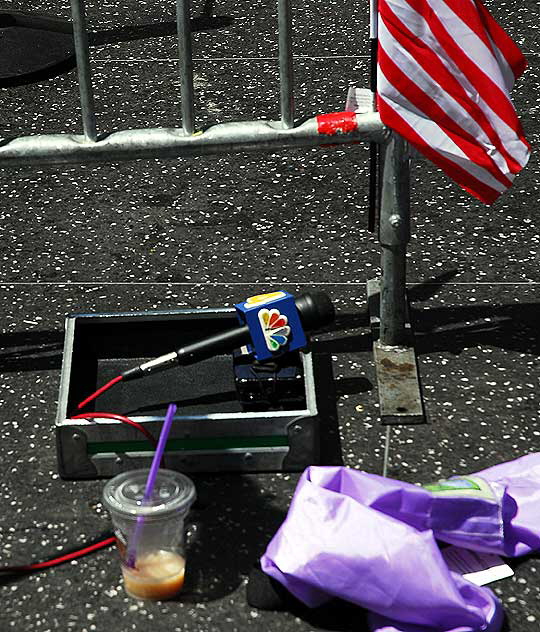 News microphone, Hollywood Boulevard