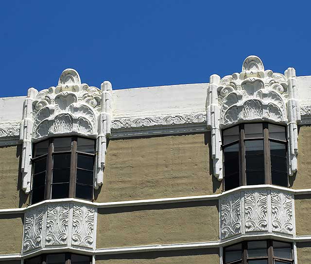 Hayworth Tower, North Hayworth Avenue, just south of Sunset Boulevard - Art Deco from the late twenties 