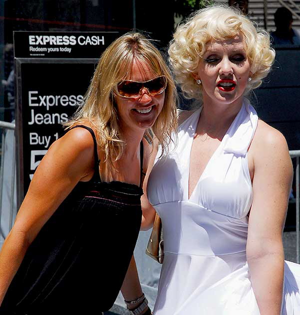 Marilyn Monroe impersonator, Hollywood Boulevard