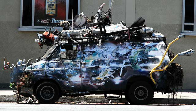 "Art Van" parked on Vine Street in Hollywood, just north of Melrose Avenue