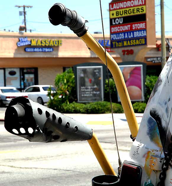 "Art Van" parked on Vine Street in Hollywood, just north of Melrose Avenue