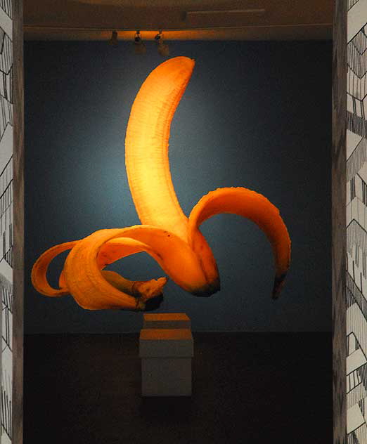 Art gallery on Hollywood Boulevard - giant, well-lit banana