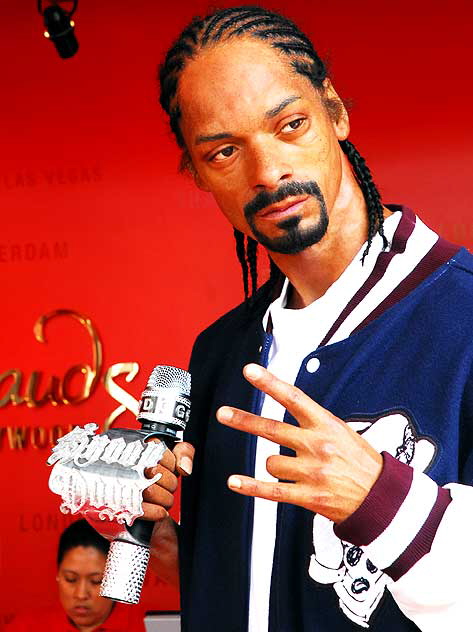Snoop Dogg figure in courtyard of Madam Tussauds, Hollywood