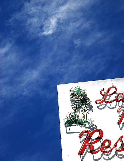 Neon palm, restaurant on Las Palmas, Hollywood