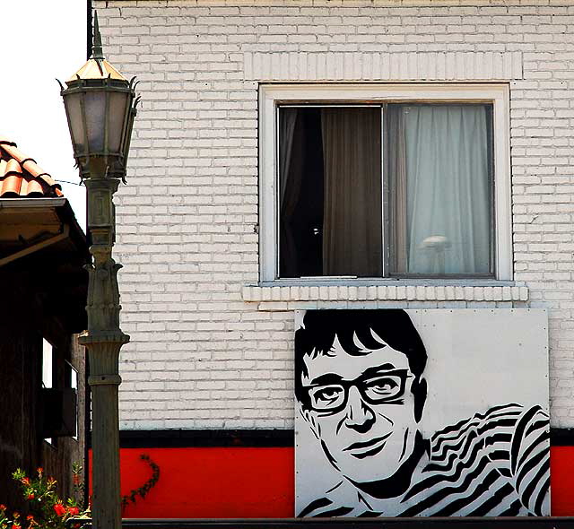 Face above beauty shop at Hollywood Boulevard and Rodney in Los Feliz