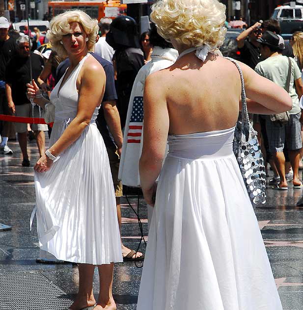 Marilyn Monroe impersonators in front of the Kodak Theater