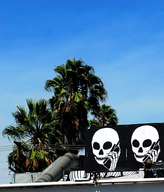 Skull Phones, Melrose Avenue