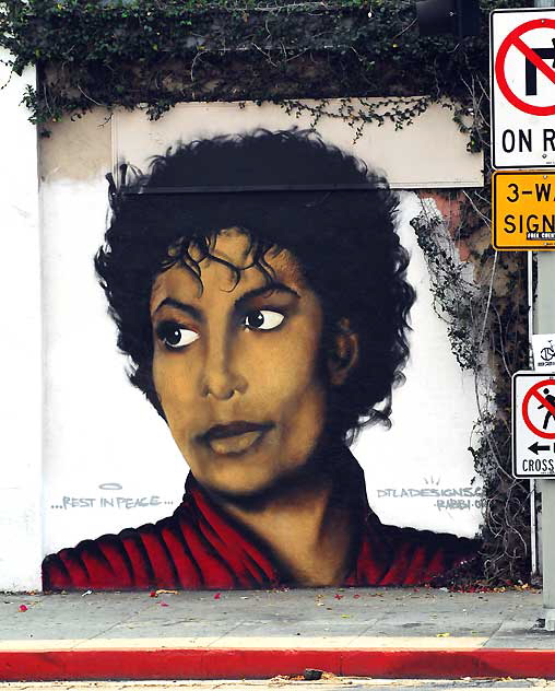"Michael Jackson, Rest in Peace" - mural, Melrose Avenue at Heliotrope