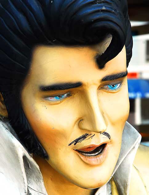 Fiberglass Elvis, Hollywood Boulevard