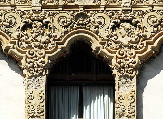 Spanish revival façade, Hollywood Boulevard