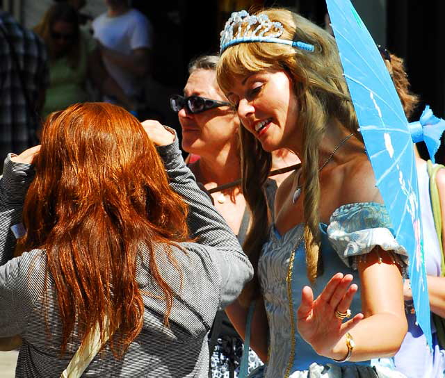 Disney's Littlest Princess impersonator, Hollywood Boulevard