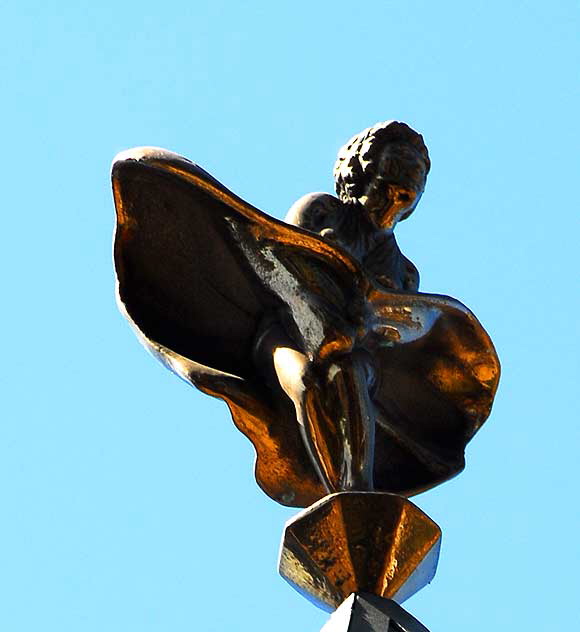 Marilyn Monroe figure, Hollywood Gateway, Hollywood Boulevard at La Brea