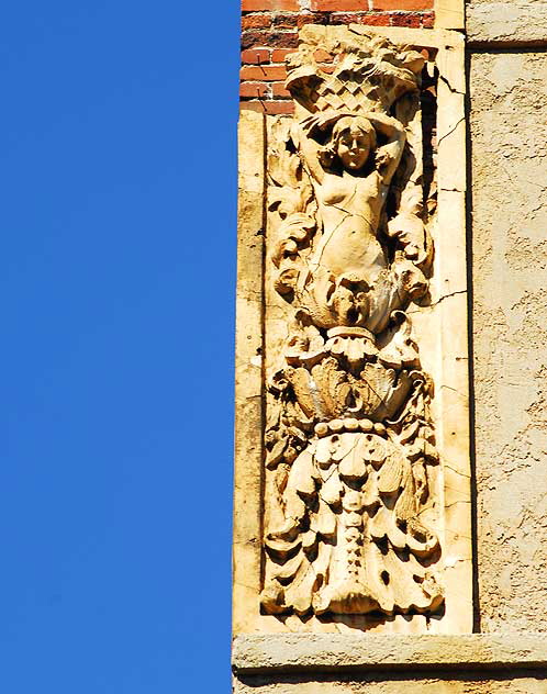 Stone figure, Christie Lee Apartments, Sycamore at Hawthorn, Hollywood